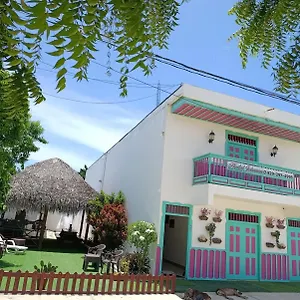 Johnnier Macao Gasthof
